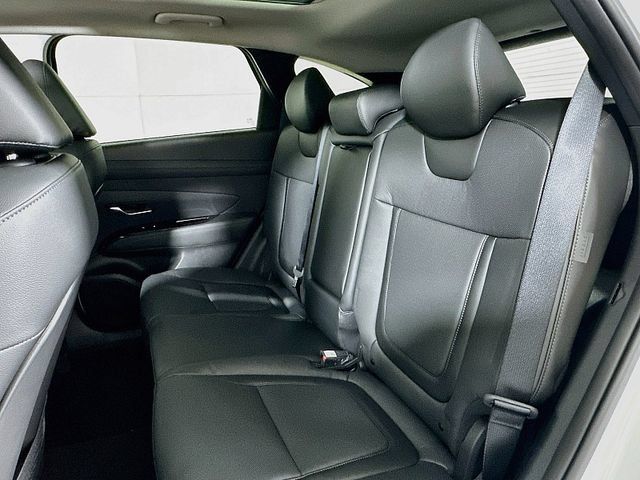 New 2026 Hyundai Tucson Limited AWD/4WD image 12