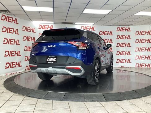Used 2023 Kia Sportage EX FWD image 7