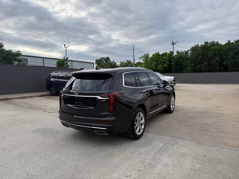 Used 2020 Cadillac XT6 Premium Luxury FWD image 5
