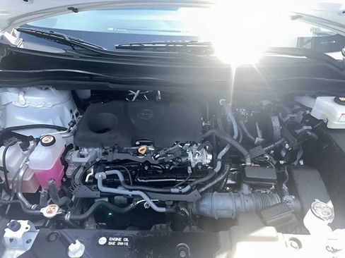 Used 2023 Toyota Sienna XLE image 17