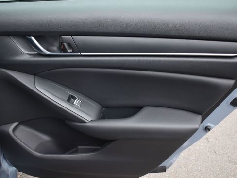 Used 2022 Honda Accord Sport image 21