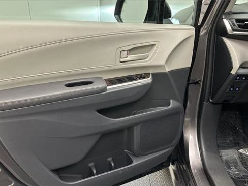 Certified 2023 Toyota Sienna LE image 17