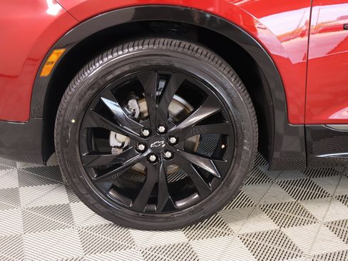 Used 2019 Chevrolet Blazer RS w/ Sun and Wheels Package FWD image 18