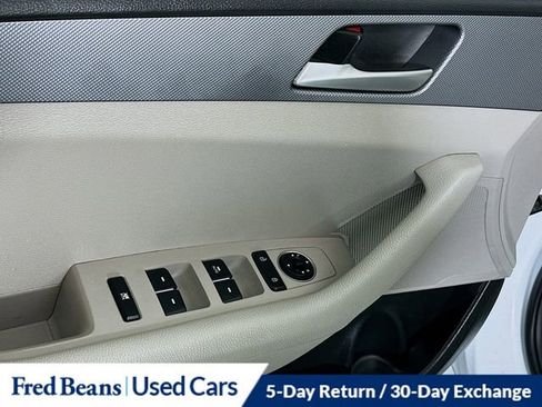 Used 2019 Hyundai Sonata SE FWD image 18