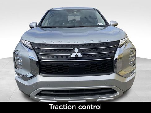 Used 2023 Mitsubishi Outlander SE Black Edition image 7