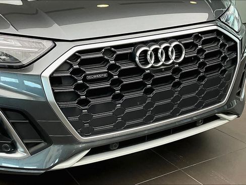 Used 2023 Audi Q5 2.0T Premium Plus w/ Premium Plus Package image 32