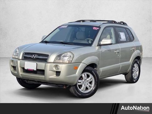 Used 2007 Hyundai Tucson Limited image 1