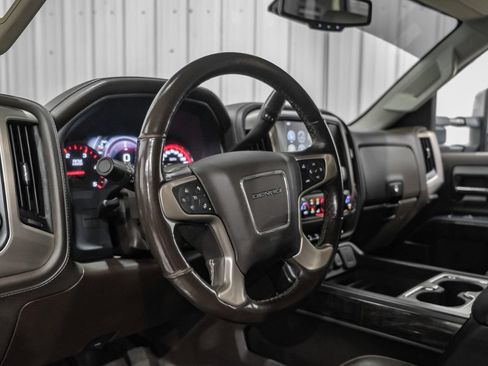 Used 2016 GMC Sierra 2500 Denali w/ Duramax Plus Package AWD/4WD image 14