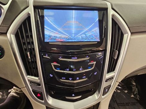 Used 2016 Cadillac SRX Luxury w/ Driver Awareness Package image 17