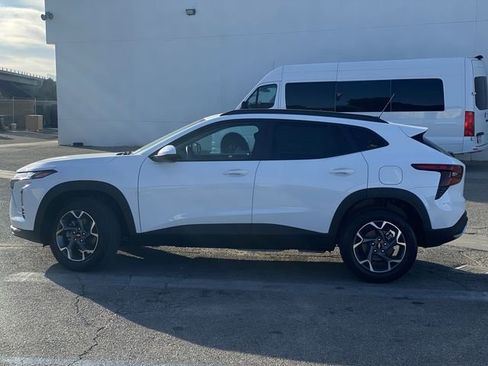 New 2026 Chevrolet Trax LT FWD image 16