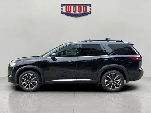 New 2026 Nissan Pathfinder Platinum AWD/4WD image 4