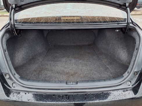Used 2017 Honda Accord LX image 19