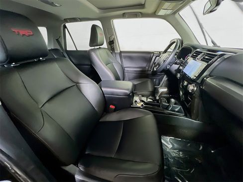 Certified 2024 Toyota 4Runner TRD Off-Road Premium image 25