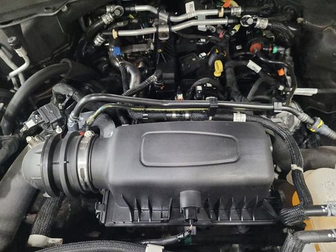 Used 2023 Ford Explorer XLT w/ Equipment Group 202A image 30