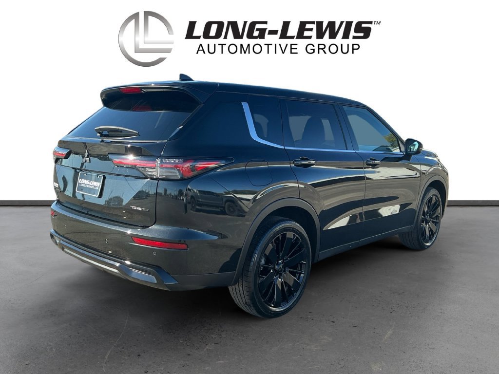 Used 2026 Mitsubishi Outlander LE FWD image 7