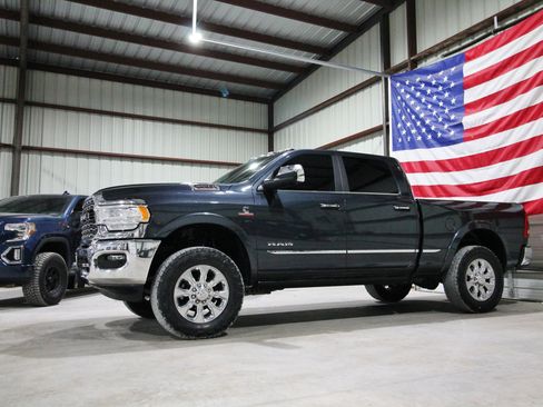 Used 2019 RAM 2500 Limited AWD/4WD image 4