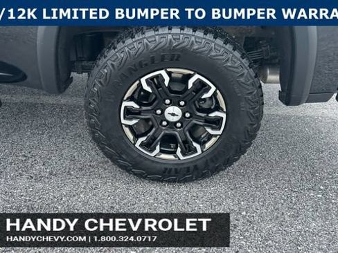 Certified 2023 Chevrolet Silverado 1500 ZR2 AWD/4WD image 9