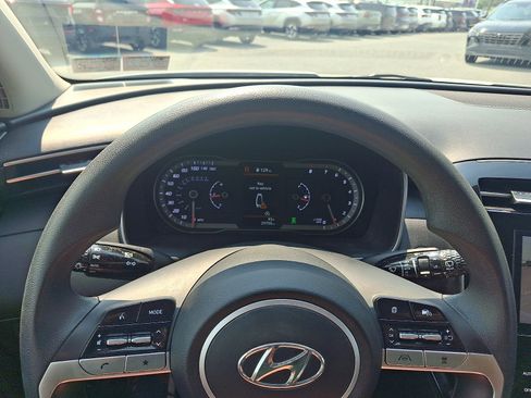 Certified 2024 Hyundai Tucson SEL AWD/4WD image 18