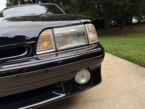 Used 1993 Ford Mustang Cobra RWD image 12