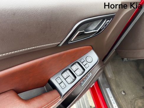 Used 2015 Chevrolet Tahoe LTZ image 11