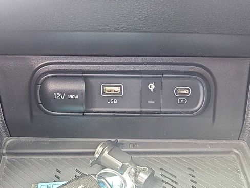 Used 2025 Kia Sportage SX AWD/4WD image 18