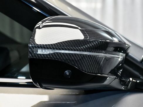 Used 2025 BMW i5 M60 w/ Executive Package image 85