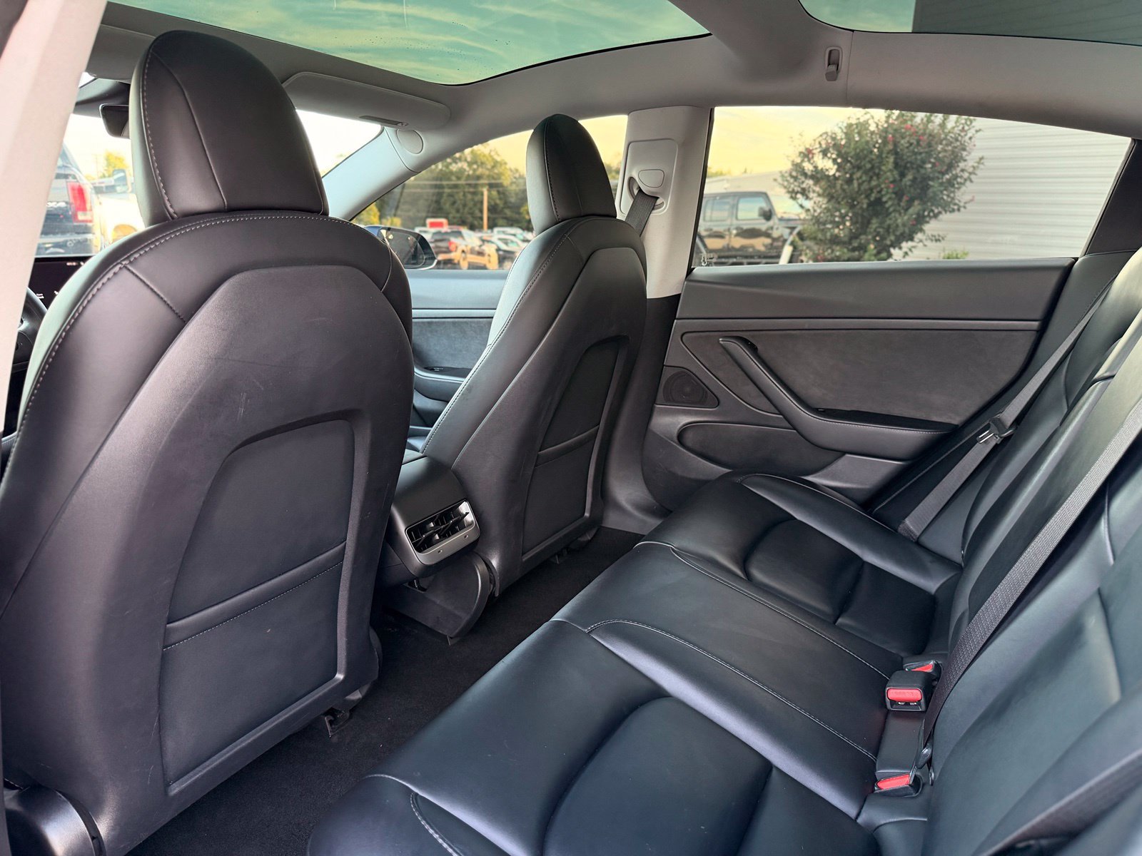 Used 2020 Tesla Model 3 Standard Range Plus RWD image 20