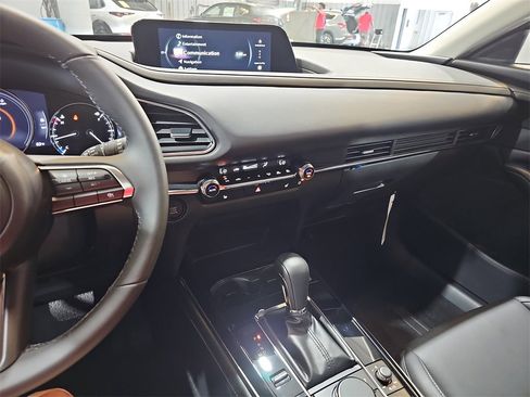 New 2025 MAZDA CX-30 AWD 2.5 S w/ Preferred Package image 20