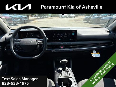 New 2026 Kia K4 FWD image 8