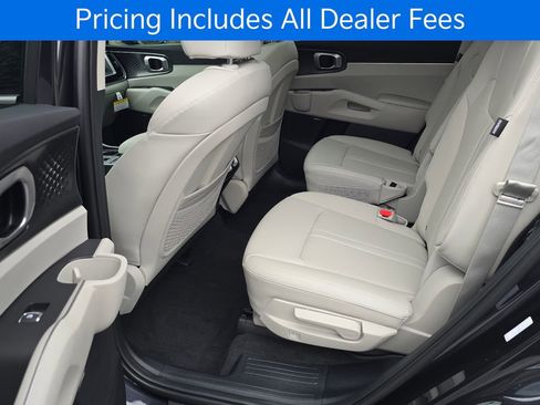 New 2026 Kia Sorento EX w/ EX Premium Package FWD image 10