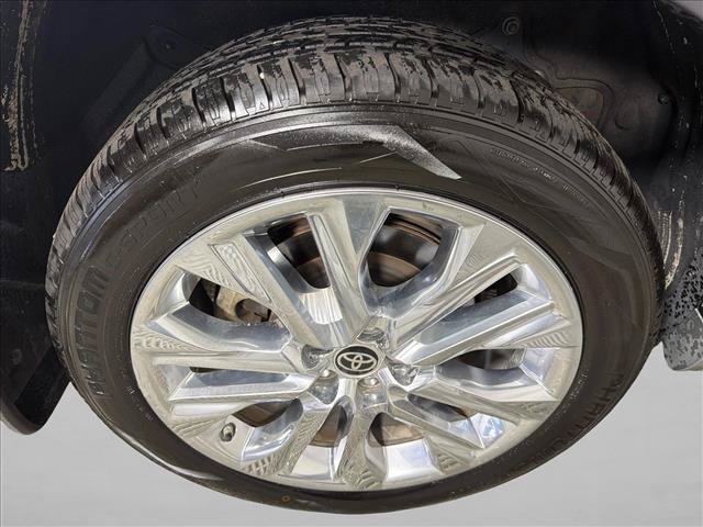 Used 2020 Toyota Highlander Limited AWD/4WD image 19
