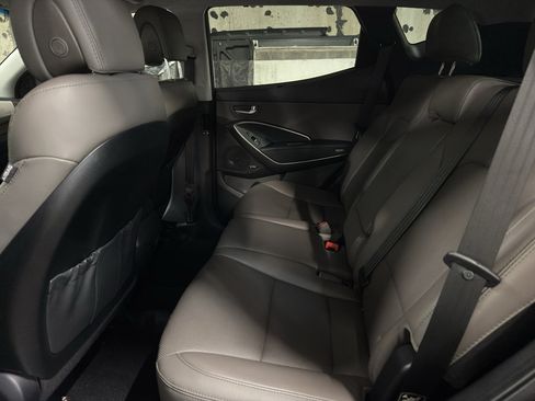 Used 2018 Hyundai Santa Fe Sport w/ 2.4L Tech Package 04 AWD/4WD image 8