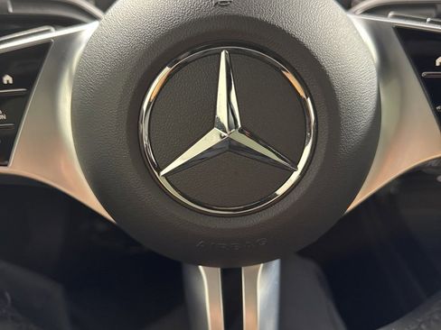 Certified 2025 Mercedes-Benz CLA 250 4MATIC image 32