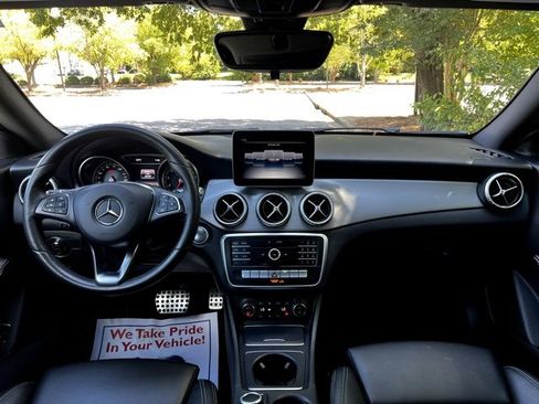 Used 2019 Mercedes-Benz CLA 250 image 33