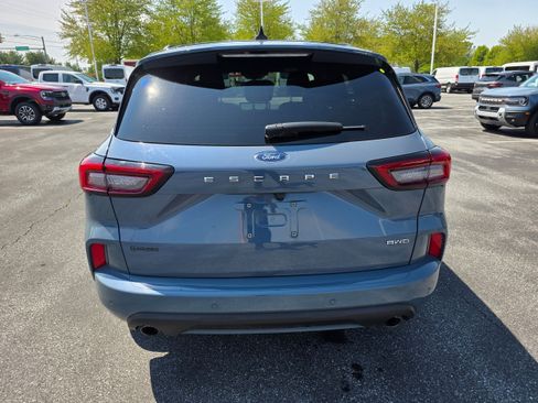 Certified 2023 Ford Escape ST-Line w/ Tech Pack #1 AWD/4WD image 4