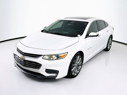 Used 2018 Chevrolet Malibu Premier w/ Premier Sun and Wheel Package FWD image 3