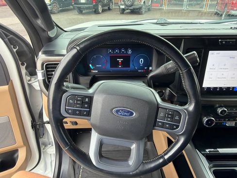 Used 2023 Ford F450 Lariat w/ Lariat Ultimate Package AWD/4WD image 20