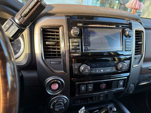 Used 2016 Nissan Titan Platinum Reserve image 6