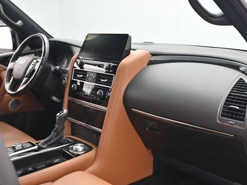 Used 2024 INFINITI QX80 Sensory w/ Cargo Package image 31