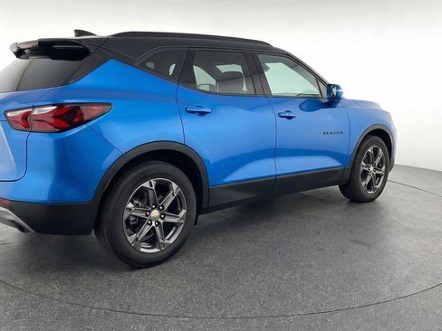 Used 2025 Chevrolet Blazer LT image 9