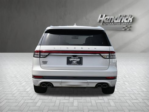 Used 2021 Lincoln Aviator Grand Touring w/ Equipment Group 302A AWD/4WD image 9