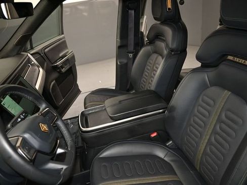 Used 2024 Rivian R1S Adventure AWD/4WD image 14