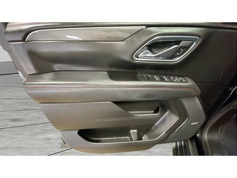 Used 2021 Chevrolet Suburban RST w/ Luxury Package AWD/4WD image 10