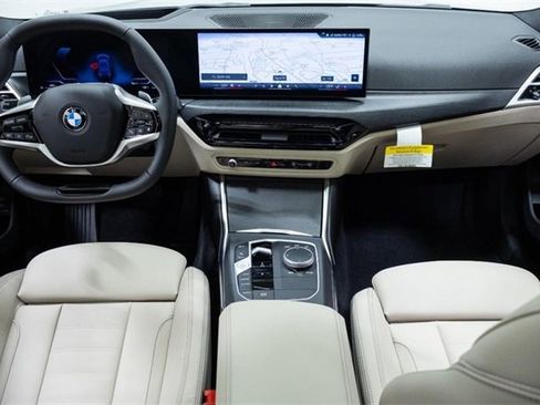 New 2026 BMW 330i xDrive Sedan w/ Premium Package image 23