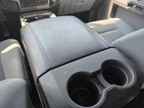 Used 2015 Ford F250 XLT w/ Snow Plow Prep Package AWD/4WD image 13