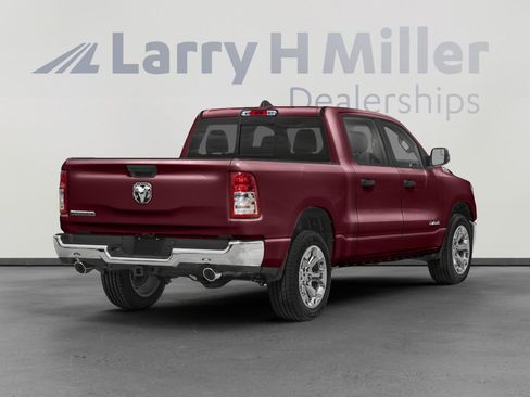 Used 2023 RAM 1500 Big Horn AWD/4WD image 4