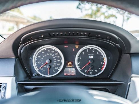 Used 2006 BMW M5 image 22