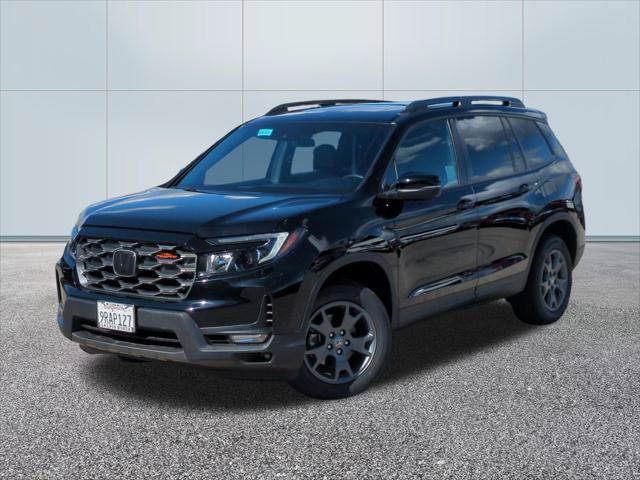 Certified 2025 Honda Passport TrailSport image 1