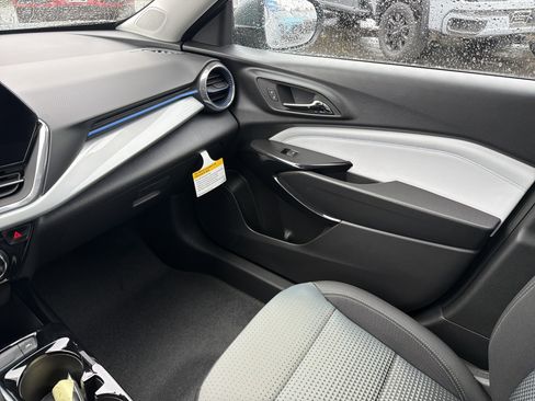 New 2026 Chevrolet Trax LT w/ Driver Confidence Package image 24