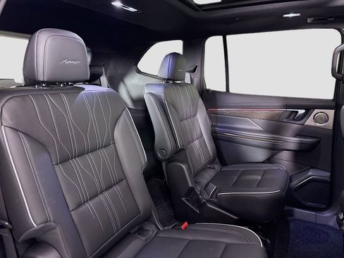 New 2026 Buick Enclave Avenir w/ Super Cruise Package image 29